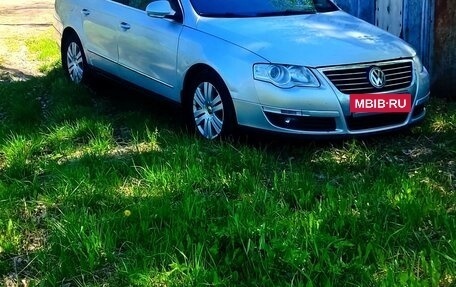 Volkswagen Passat B6, 2008 год, 715 000 рублей, 2 фотография