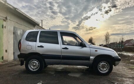 Chevrolet Niva I рестайлинг, 2003 год, 249 000 рублей, 4 фотография