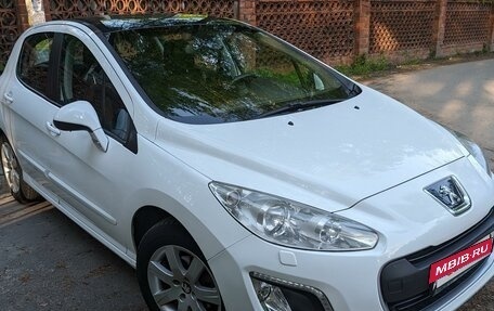 Peugeot 308 II, 2012 год, 890 000 рублей, 4 фотография