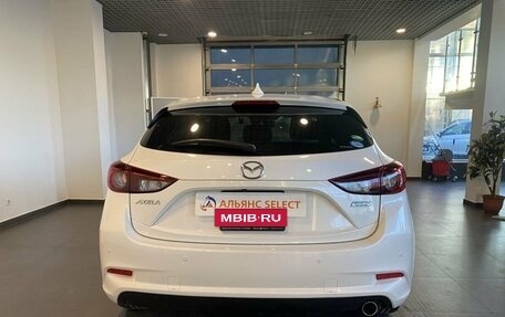 Mazda Axela, 2019 год, 1 720 000 рублей, 4 фотография