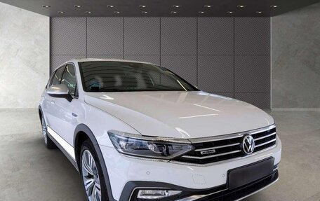 Volkswagen Passat B8 рестайлинг, 2020 год, 4 150 000 рублей, 2 фотография