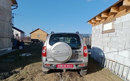 Chevrolet Niva I рестайлинг, 2014 год, 750 000 рублей, 4 фотография