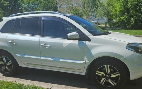 Renault Koleos I рестайлинг 2, 2015 год, 1 700 000 рублей, 3 фотография