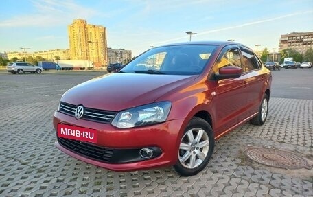 Volkswagen Polo VI (EU Market), 2012 год, 575 000 рублей, 2 фотография