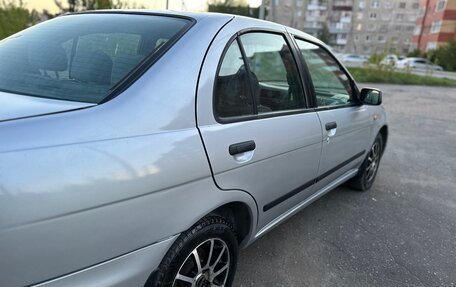 Nissan Almera, 1998 год, 250 000 рублей, 6 фотография