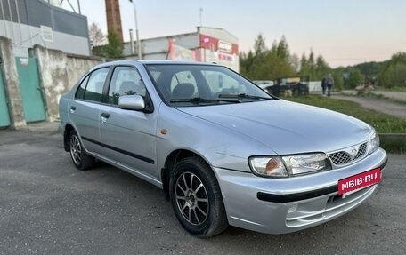 Nissan Almera, 1998 год, 250 000 рублей, 2 фотография