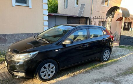 KIA Rio III рестайлинг, 2015 год, 1 065 000 рублей, 2 фотография