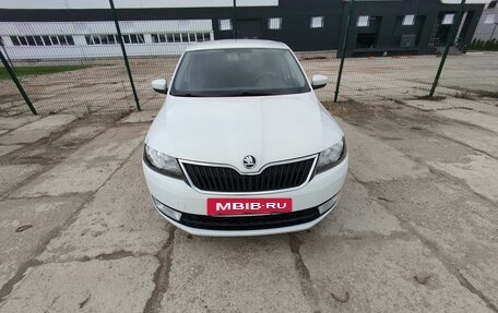 Skoda Rapid I, 2014 год, 1 100 000 рублей, 2 фотография