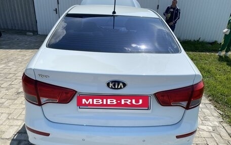 KIA Rio III рестайлинг, 2015 год, 1 250 000 рублей, 4 фотография