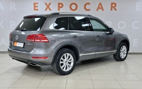 Volkswagen Touareg III, 2011 год, 2 347 000 рублей, 4 фотография