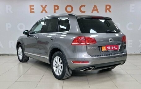 Volkswagen Touareg III, 2011 год, 2 347 000 рублей, 6 фотография