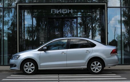 Volkswagen Polo VI (EU Market), 2011 год, 845 000 рублей, 2 фотография