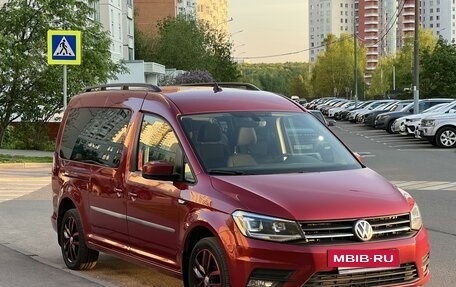 Volkswagen Caddy IV, 2018 год, 2 650 000 рублей, 3 фотография