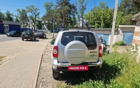 Chevrolet Niva I рестайлинг, 2019 год, 870 000 рублей, 3 фотография