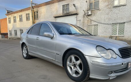 Mercedes-Benz C-Класс, 2001 год, 440 000 рублей, 3 фотография