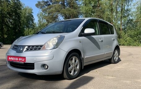 Nissan Note II рестайлинг, 2008 год, 690 000 рублей, 2 фотография