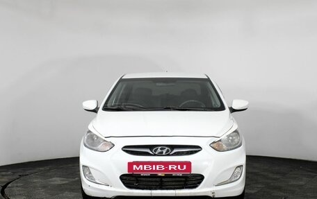 Hyundai Solaris II рестайлинг, 2011 год, 580 000 рублей, 2 фотография