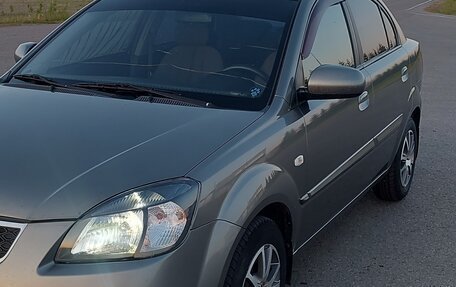 KIA Rio II, 2010 год, 668 000 рублей, 2 фотография