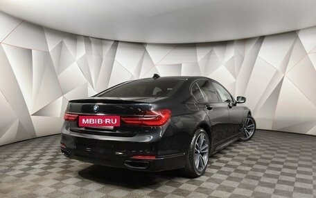 BMW 7 серия, 2017 год, 3 335 000 рублей, 2 фотография