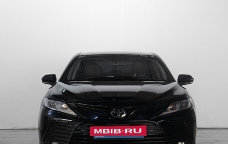 Toyota Camry, 2021 год, 3 919 000 рублей, 2 фотография