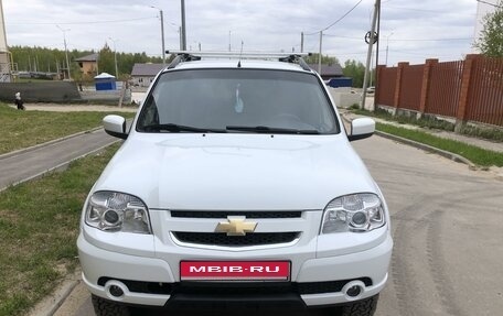 Chevrolet Niva I рестайлинг, 2013 год, 750 000 рублей, 2 фотография