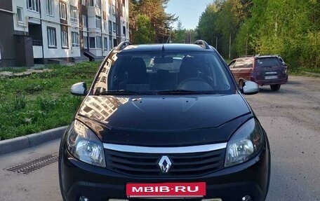 Renault Sandero I, 2011 год, 910 000 рублей, 2 фотография