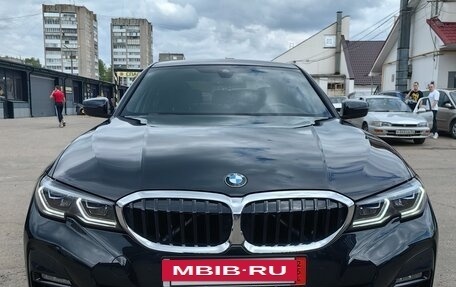 BMW 3 серия, 2020 год, 4 860 000 рублей, 2 фотография