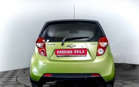 Chevrolet Spark III, 2013 год, 688 000 рублей, 5 фотография