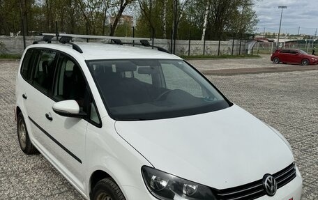 Volkswagen Touran III, 2012 год, 1 300 000 рублей, 3 фотография