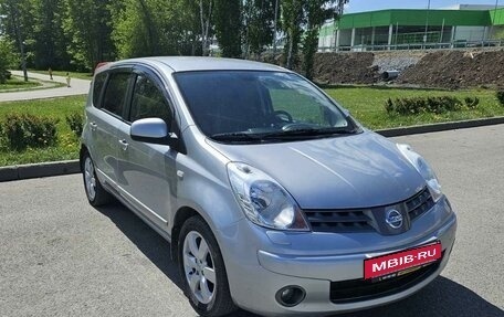 Nissan Note II рестайлинг, 2007 год, 840 000 рублей, 3 фотография