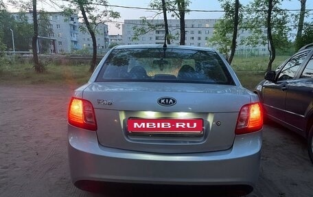 KIA Rio II, 2011 год, 710 000 рублей, 4 фотография