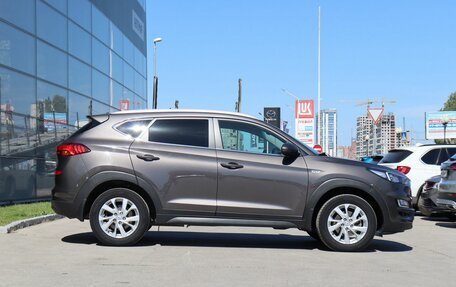 Hyundai Tucson III, 2019 год, 2 600 000 рублей, 4 фотография