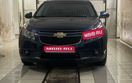 Chevrolet Cruze II, 2011 год, 980 000 рублей, 2 фотография