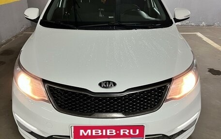 KIA Rio III рестайлинг, 2016 год, 1 195 000 рублей, 2 фотография