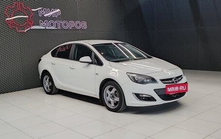 Opel Astra J, 2013 год, 780 000 рублей, 3 фотография