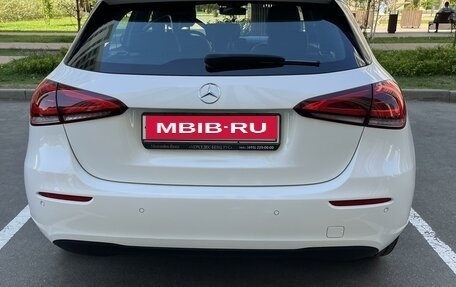 Mercedes-Benz A-Класс, 2019 год, 2 900 000 рублей, 4 фотография