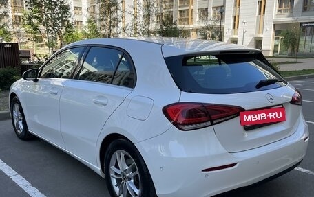 Mercedes-Benz A-Класс, 2019 год, 2 900 000 рублей, 6 фотография