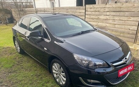 Opel Astra J, 2014 год, 1 170 000 рублей, 2 фотография