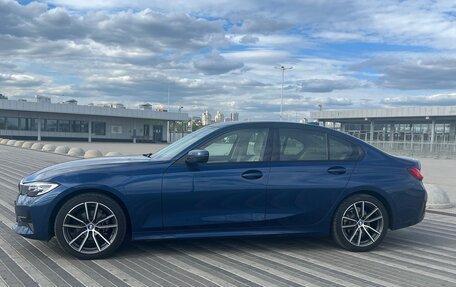 BMW 3 серия, 2021 год, 4 300 000 рублей, 3 фотография