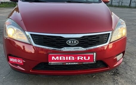 KIA cee'd I рестайлинг, 2011 год, 850 000 рублей, 4 фотография