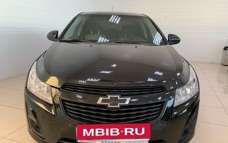 Chevrolet Cruze II, 2013 год, 900 000 рублей, 2 фотография