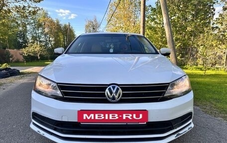 Volkswagen Jetta VI, 2016 год, 1 220 000 рублей, 2 фотография