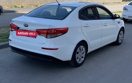 KIA Rio III рестайлинг, 2016 год, 670 000 рублей, 3 фотография