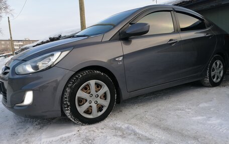 Hyundai Solaris II рестайлинг, 2014 год, 1 250 000 рублей, 3 фотография