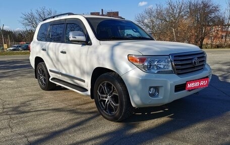 Toyota Land Cruiser 200, 2013 год, 4 500 000 рублей, 3 фотография