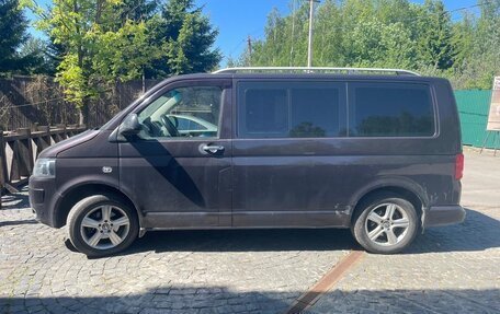 Volkswagen Caravelle T5, 2010 год, 1 500 000 рублей, 2 фотография