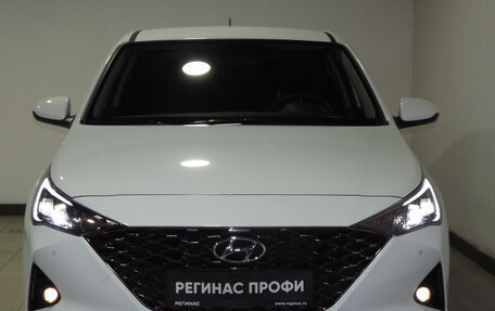 Hyundai Solaris II рестайлинг, 2020 год, 1 900 999 рублей, 3 фотография