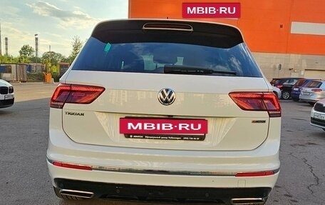 Volkswagen Tiguan II, 2018 год, 3 390 000 рублей, 5 фотография
