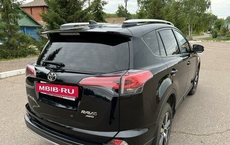 Toyota RAV4, 2018 год, 2 900 000 рублей, 3 фотография