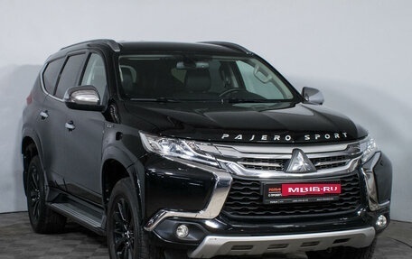 Mitsubishi Pajero Sport III рестайлинг, 2019 год, 3 489 000 рублей, 3 фотография